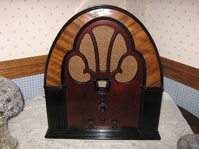 Philco 70-1.JPG