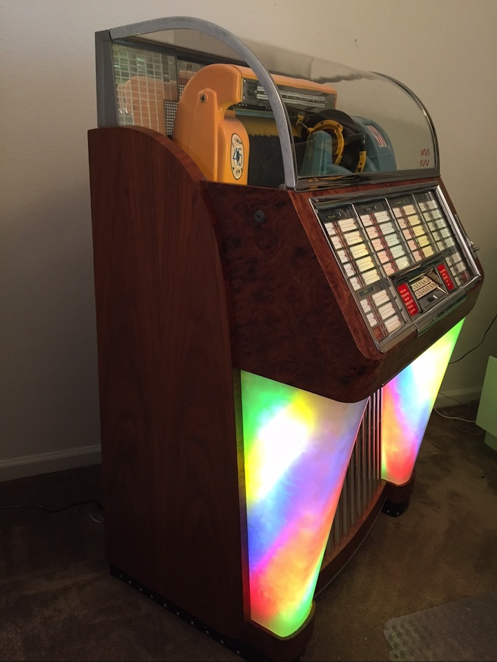 jukebox_leftside copy.jpg