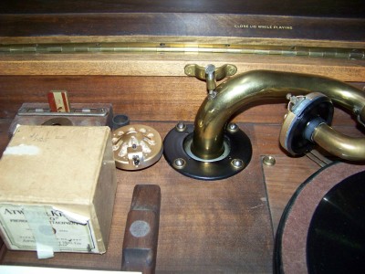 victrola tone arm 1.jpg