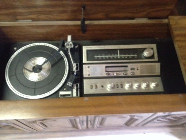 Magnavox Console 1.JPG
