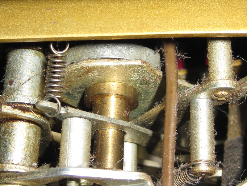 Under arm RC-456.jpg