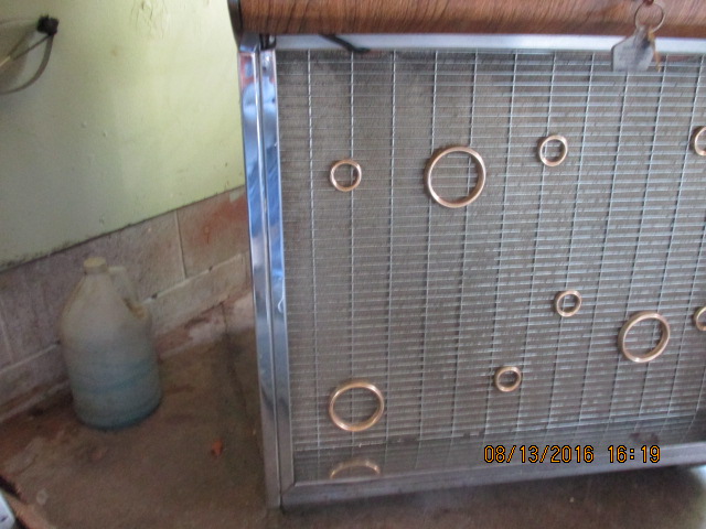 Nothing on front edge.JPG