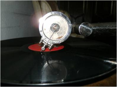 Gramophone repaired 2.jpg