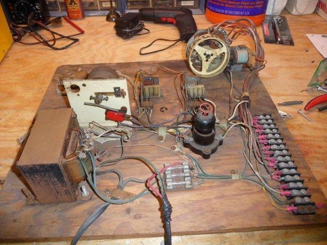 Love Tester Mech 2.jpg